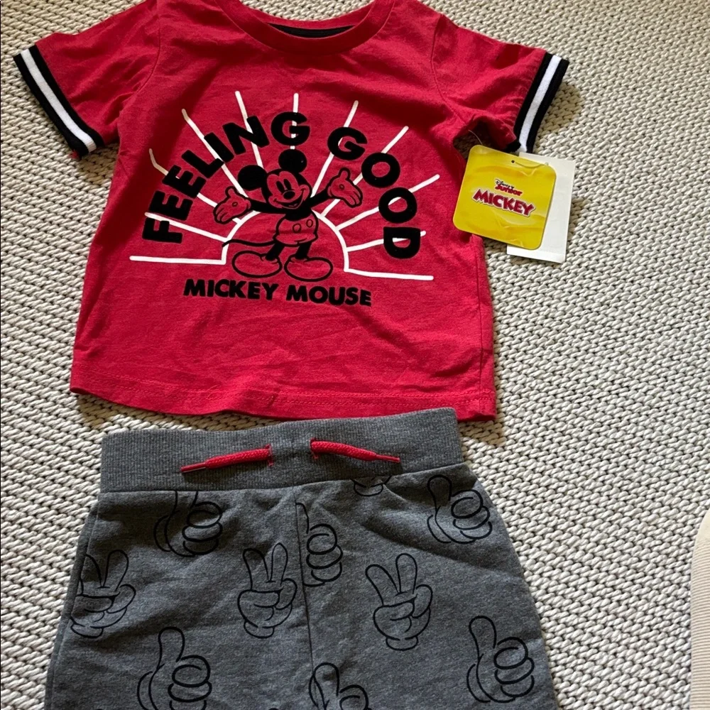 Outfit top & shorts toddler boys new size 18 months 80% cotton 40% polyester